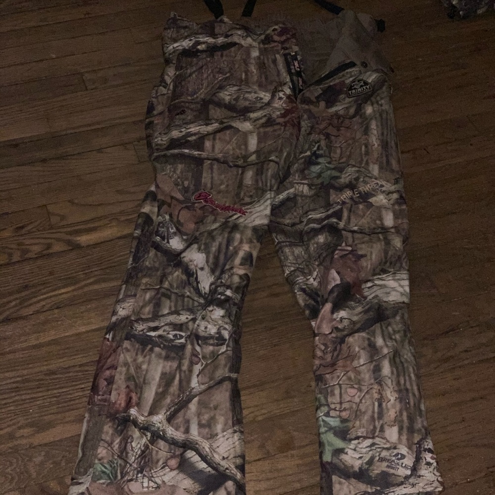 Camo bibs by scent blocker